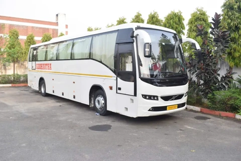 Xe Volvo 40 chỗ