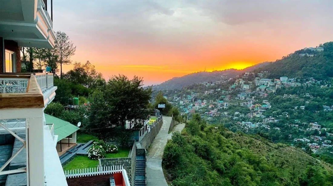 Thị trấn miền núi Dharamsala