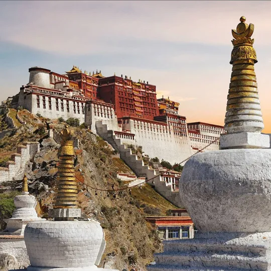 Tu Viện Potala