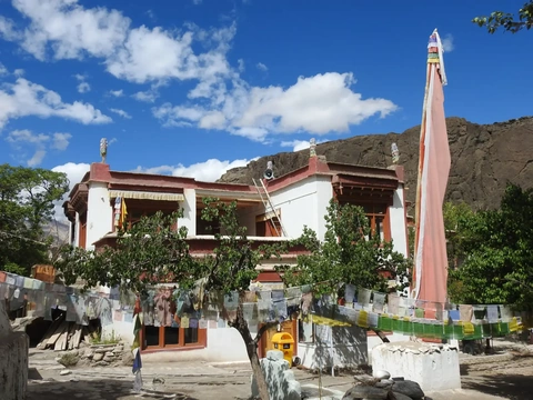 Tu Viện Alchi