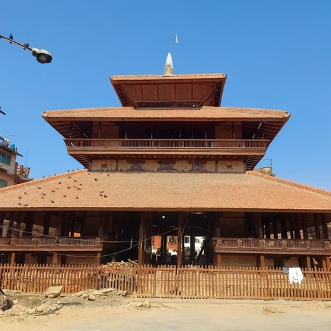 Ngôi đình từ một cây gỗ tại Quảng trường Durbar Katmandu Nepal